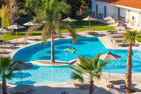 Blue Sea Island in Κολύμπια — foto 11