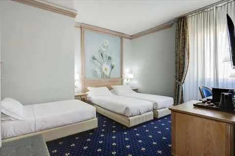 Hotel de La Ville in Civitavecchia, foto 2