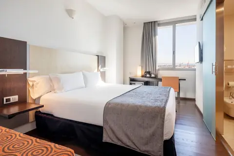 Hotel ILUNION Aqua 4 in Valencia — foto 30
