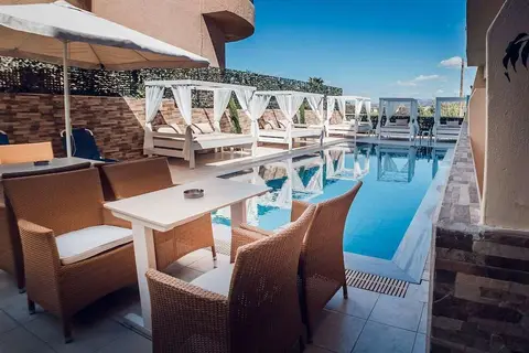 Cloud 9 Hotel in Μάλια