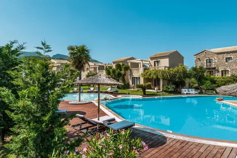 Almyros Villas Resort in Αχαράβη — foto 5