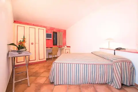 Hotel Ollastu in Terranoa/Olbia — foto 17