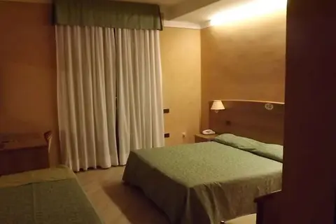 Parkhotel Zanzanu in Tignale — foto 5
