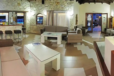 Royal Hotel and Suites in Δημοτική Ενότητα Παλλήνης — foto 29