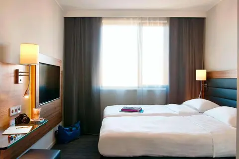Hotel Moxy London Stratford in Londen — foto 12