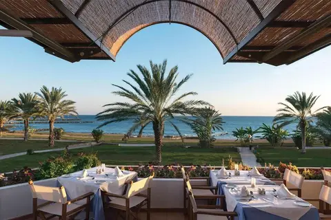 Athena Royal Beach in Γεροσκήπου — foto 29