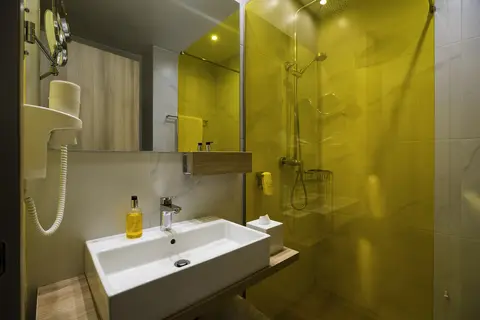 Ibis Styles Athens Routes in Athene — foto 24