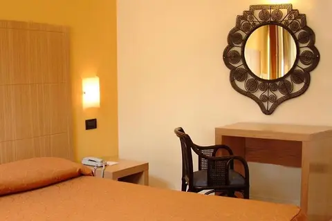 Jr Resort Logos Forte dei Marmi in Forte Dei Marmi — foto 17
