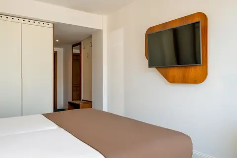 Iberostar Waves Bellevue in Becici — foto 20