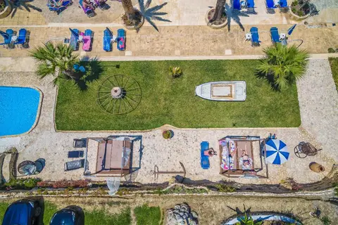 Antonis Apartments & Pool Bar in Δημοτική Ενότητα Λαγανά — foto 8