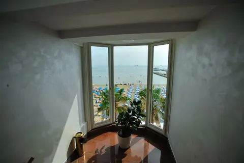 Iliria Internacional Hotel in Durres — foto 14