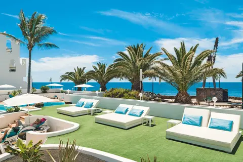 Neptuno Suites in Costa Teguise — foto 3