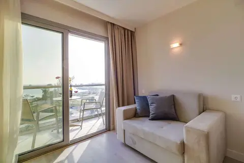Palace Hotel in Δήμος Γλυφάδας — foto 15
