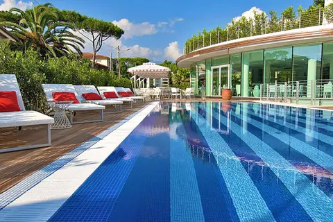 Mondial Resort in Pietrasanta