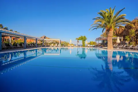 Alma Luxury Resort Hotel in Πέτρα — foto 11