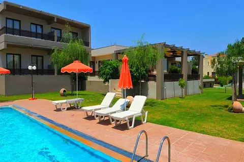 Santa Helena in Ιαλυσός — foto 23