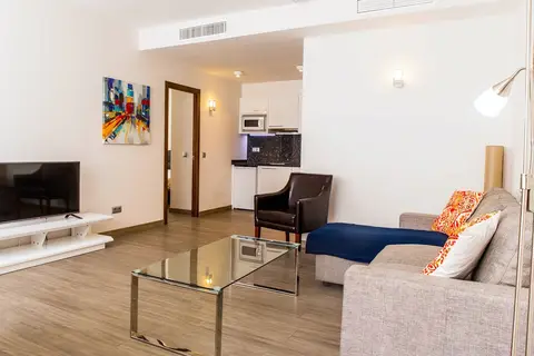 BLUESEA Dimona Suites in Torremolinos — foto 12