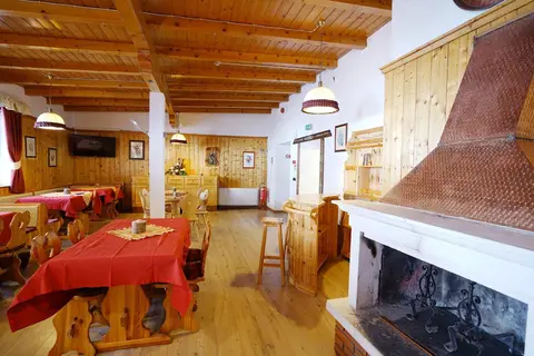 Hotel Piaz in San Giovanni di Fassa — foto 20
