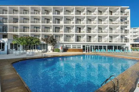 Hotel Vibra San Remo in Sant Josep de sa Talaia — foto 2