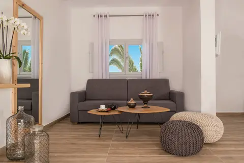 Nikki Beach Resort & Spa Santorini in Δημοτική Ενότητα Τιθορέας — foto 18