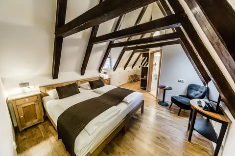 Hotel Archibald At The Charles Bridge in Praag — foto 5