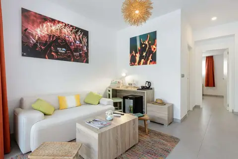 Vibra Bossa Flow Hotel in Platja d'en Bossa — foto 7