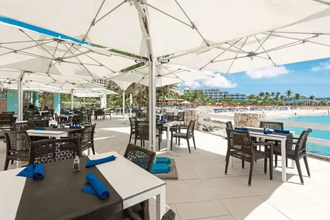 Sonesta Maho Beach Resort & Casino in Lowlands — foto 21