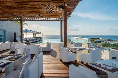 The Fives Downtown Hotel in Playa del Carmen — foto 3