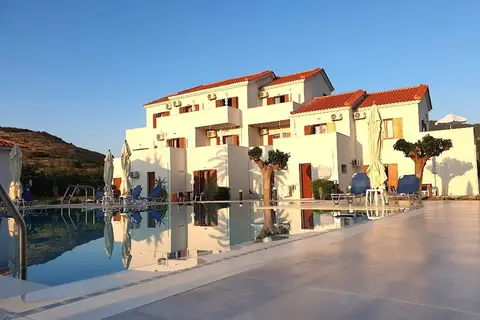 Sunshine Apartments in Πέτρα