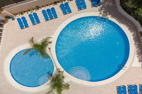 Aparthotel BCL Levante Lux in Benidorm — foto 2
