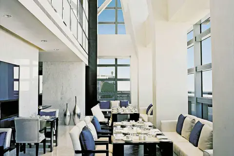 Sofitel Abu Dhabi Corniche in الدَّانَةْ — foto 20