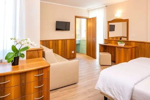 Hotel Centrale Garda in Garda, foto 4