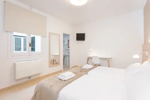 Hostal Jume in Maó — foto 12