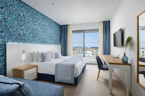 Blue Lagoon Queen foto 3