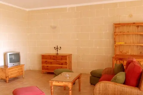 Ta Frenc Apartments in Ghasri — foto 18