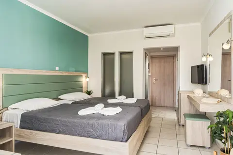 Poseidon Beach in Laganas Municipal Unit, foto 5