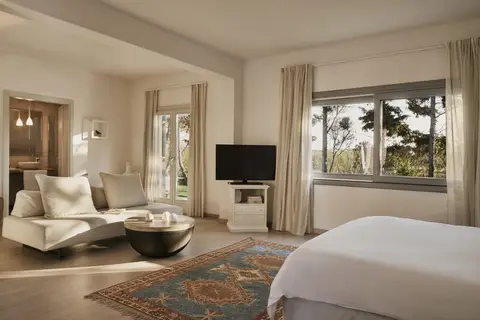 Yria Boutique Hotel & Spa in Παροικιά — foto 30