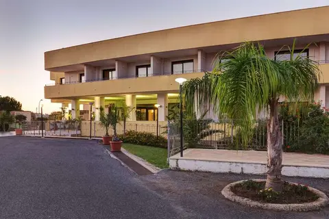 Grand Hotel Sofia in Noto — foto 3