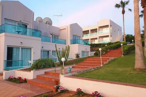 Saradari Beach Hotel in Chersonisos Municipal Unit, foto 8