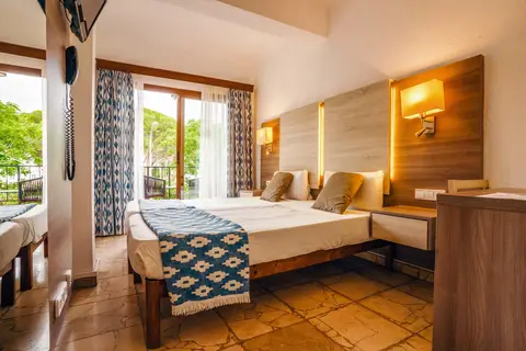 Boutique Hostal Villa Rosa in Peguera — foto 3