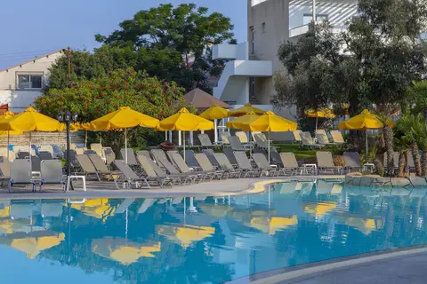Mayfair Hotel in Paphos — foto 7
