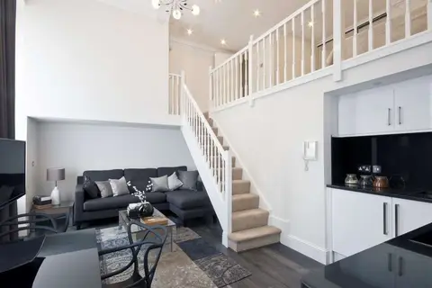 Queensgate Court Appartementen in Londen, foto 29