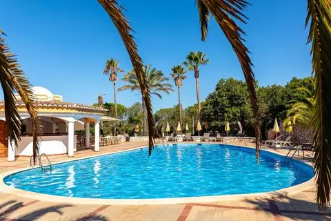 Casabela Hotel in Ferragudo