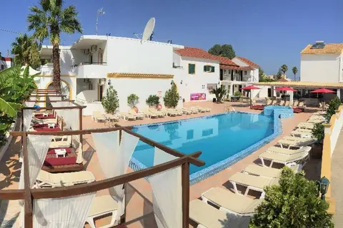 Oasis Beach Club in Kavos, foto 12