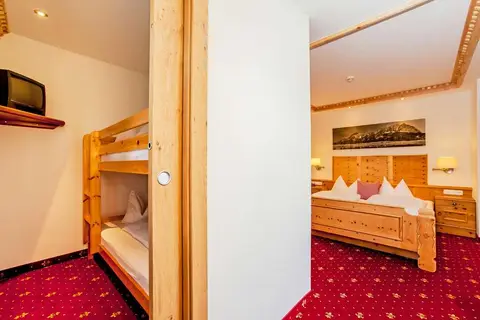 Kaiserhotel Kitzbüheler Alpen in Oberndorf in Tirol — foto 27