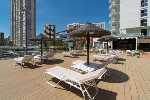 Regente Hotel in Benidorm — foto 19
