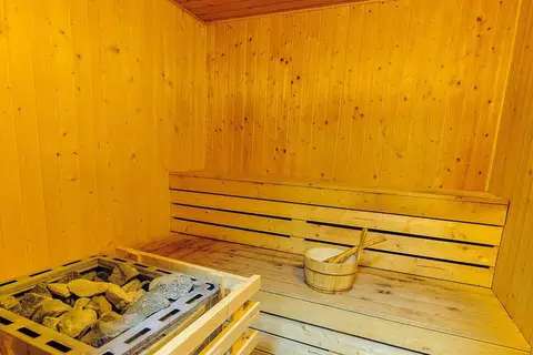 Vile Oliva Petrovac in Petrovac centar — foto 11