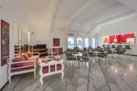 Narges Hotel in Aliki, foto 24