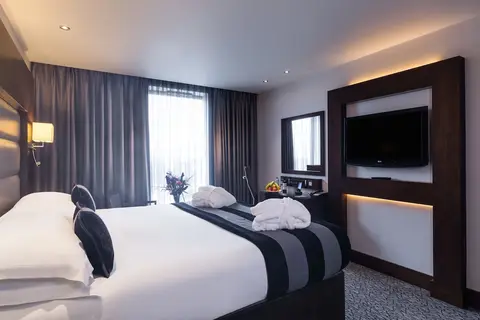 Park Grand London Heathrow in Londen — foto 11