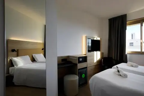 B&B HOTEL Catania City Center in Catania — foto 9